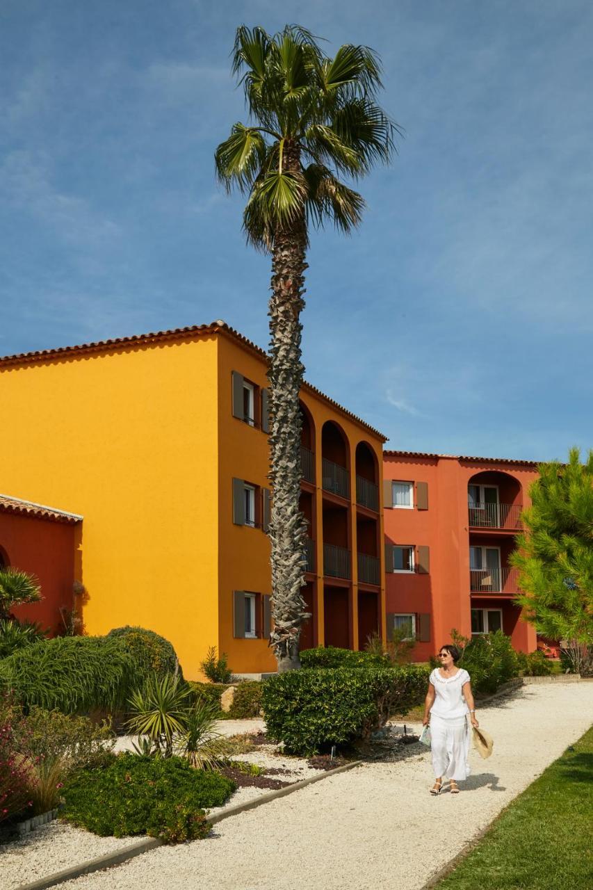 Hotel Ibis Thalassa Hyeres Plage Extérieur photo